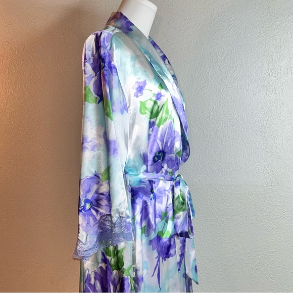 Jones New York Silky Satin Violet Floral Lace Trim Floor Length Belted Robe S/M - Picture 7 of 10